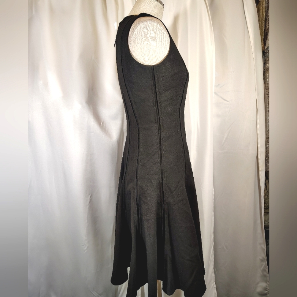 Calvin Klein TAG Shift Dress, Black, knee Lngth,  Sleeveless, Pleats, ZipUp, 2 - Picture 4 of 16